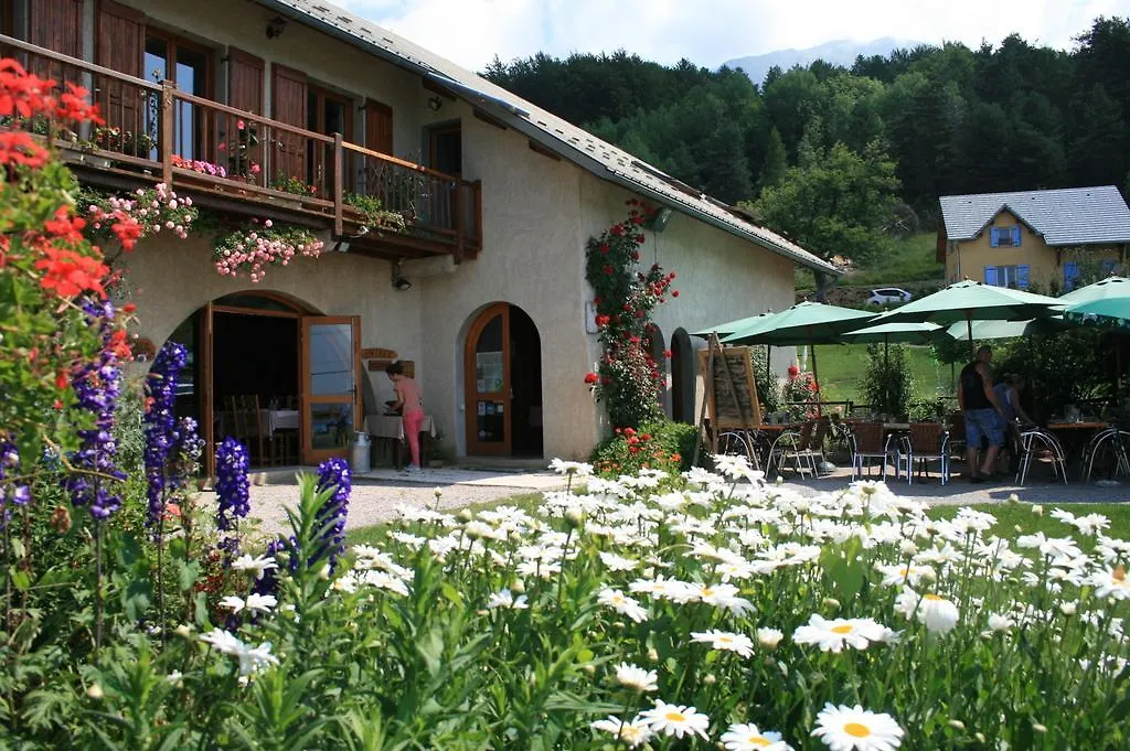 Appartement Les Alisiers à Montclar   Montclar (Alpes-de-Haute-Provence)